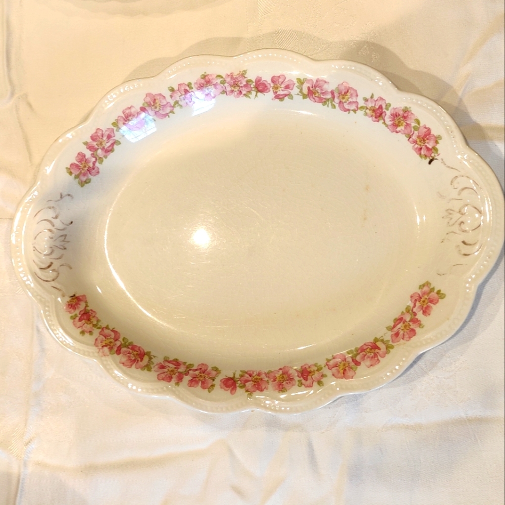12.5"x9.25"x1.25" Johnson Brothers (England) Serving Platter Wild Rose design